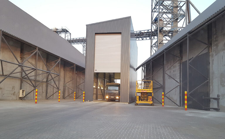 Increased bulk cargo storage capacities
